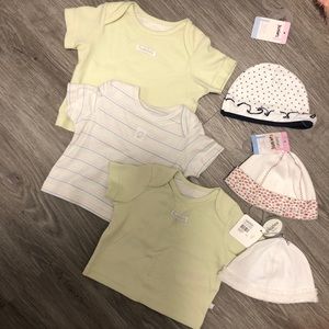 ๐ Newborn Lot BNWT